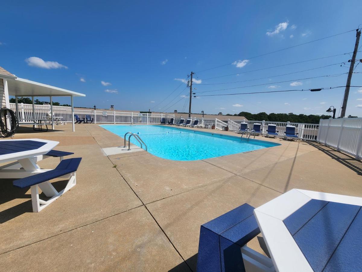 Lakefront Condo With A View Osage Beach Exteriör bild